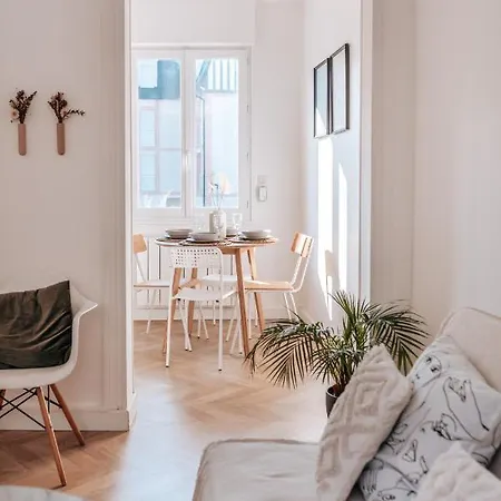 L'appartement Luciole A شقة *